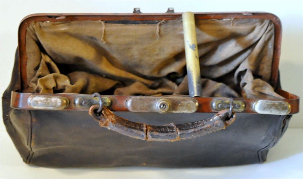 Lot 284: Antique leather doctors bag