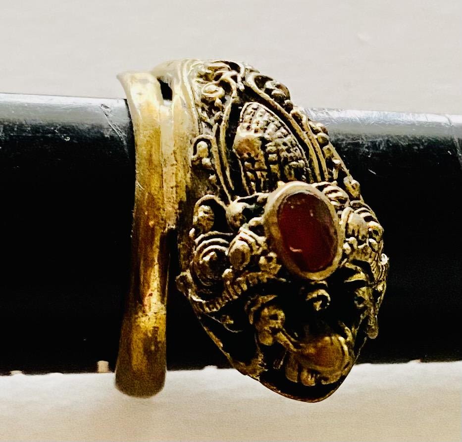 Lot 309: Dragon head carnelain ring