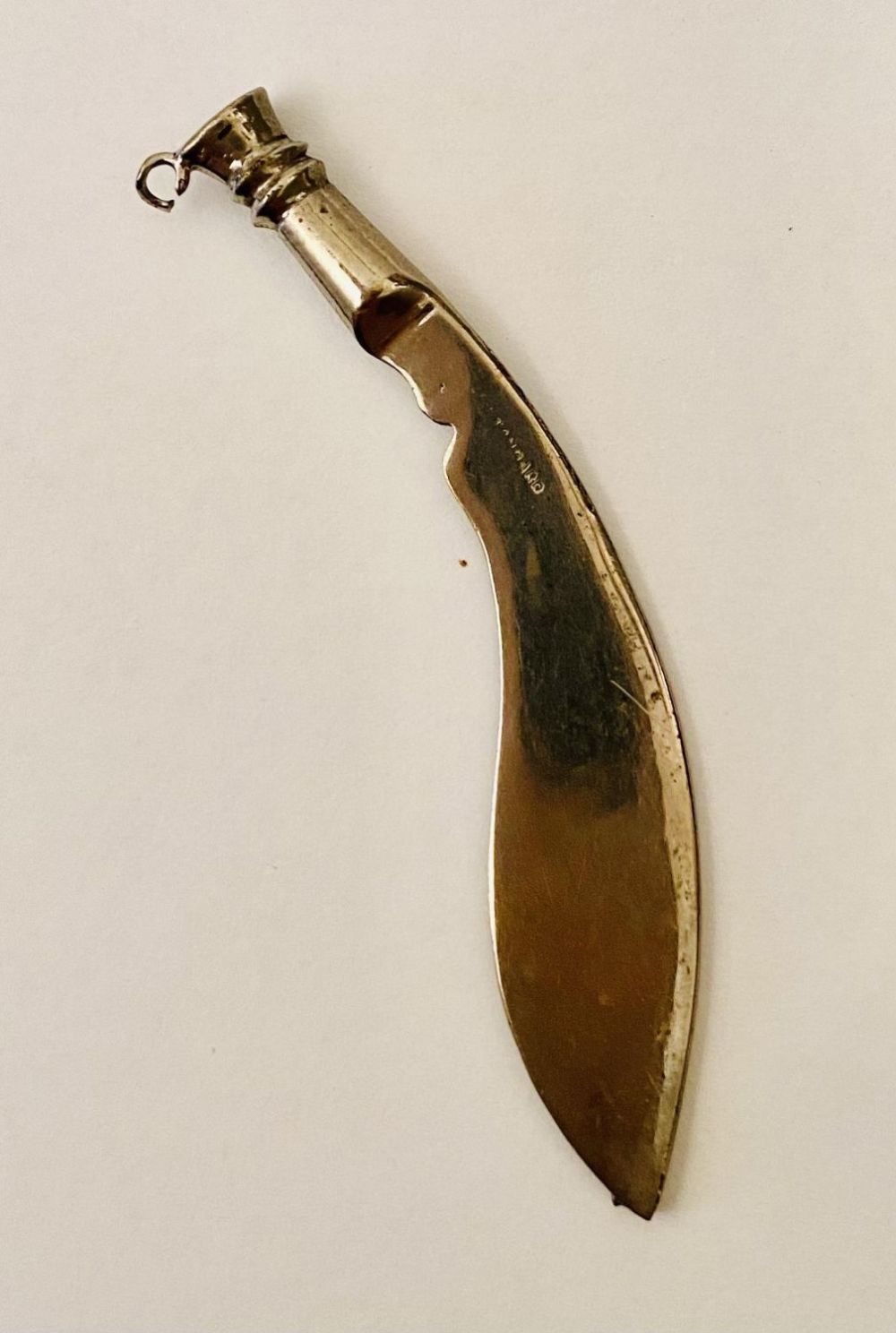 Lot 323: Machete knife charm pendant