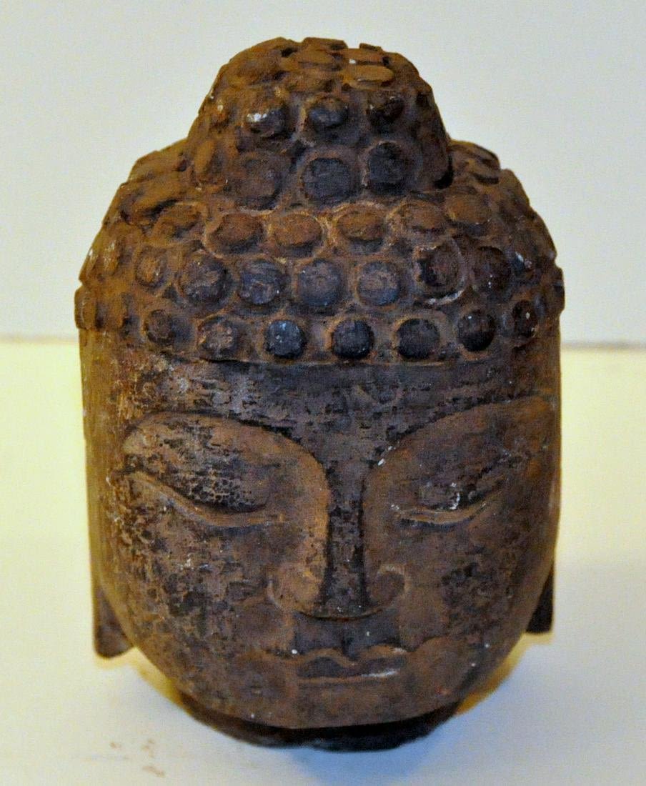 Lot 410: Buddha repousse altar box dragon motif