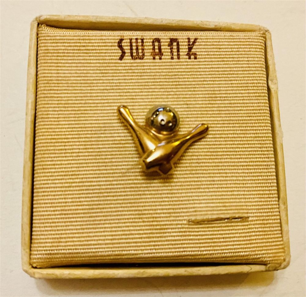 Lot 177: Swank bowling pin boxed