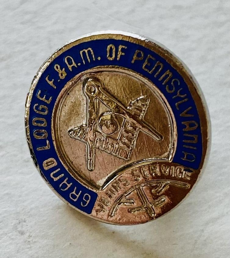 Lot 193: Mason Service pin Pennsylvania