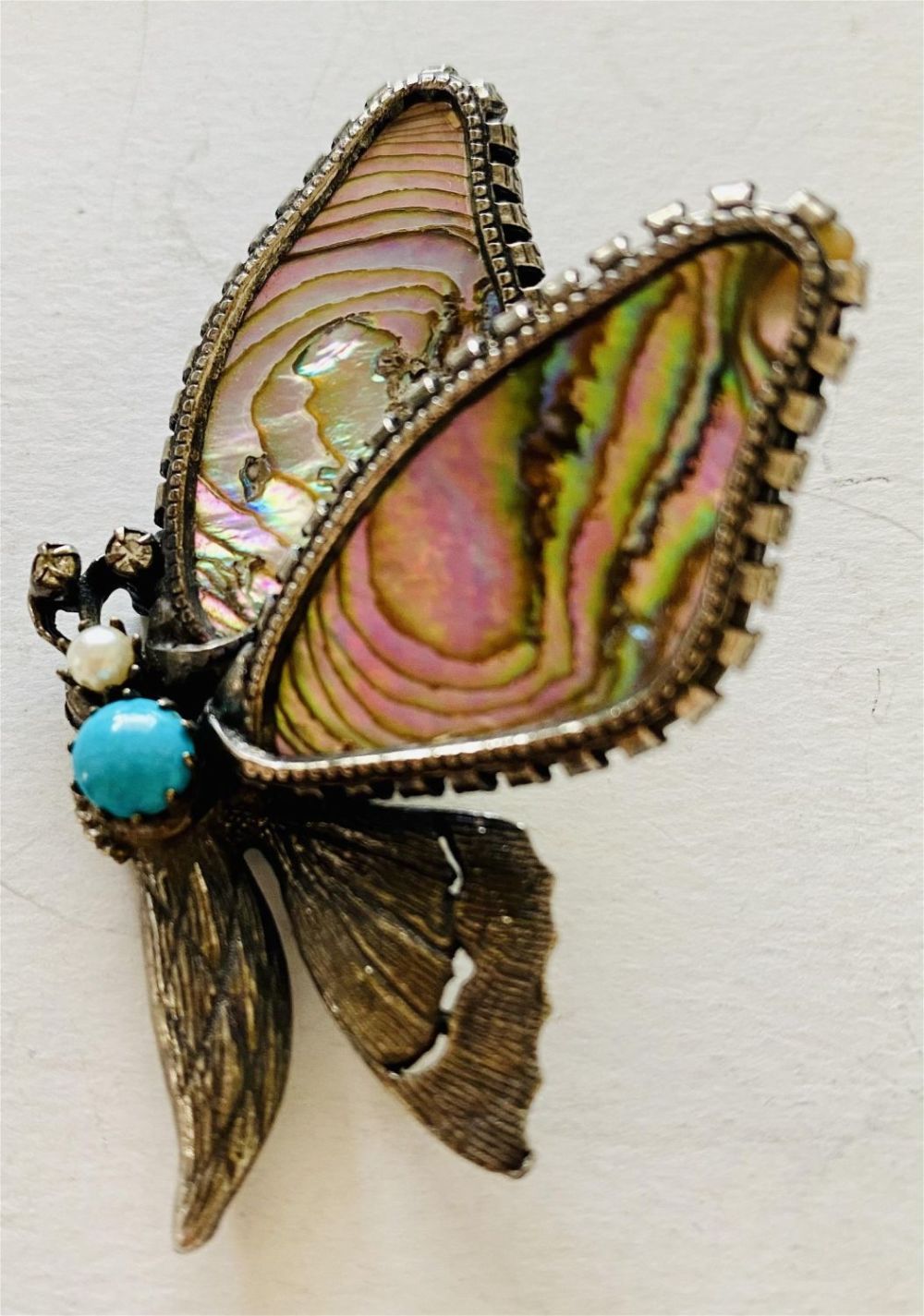 Lot 223: Abalone butterfly pin - gemstone