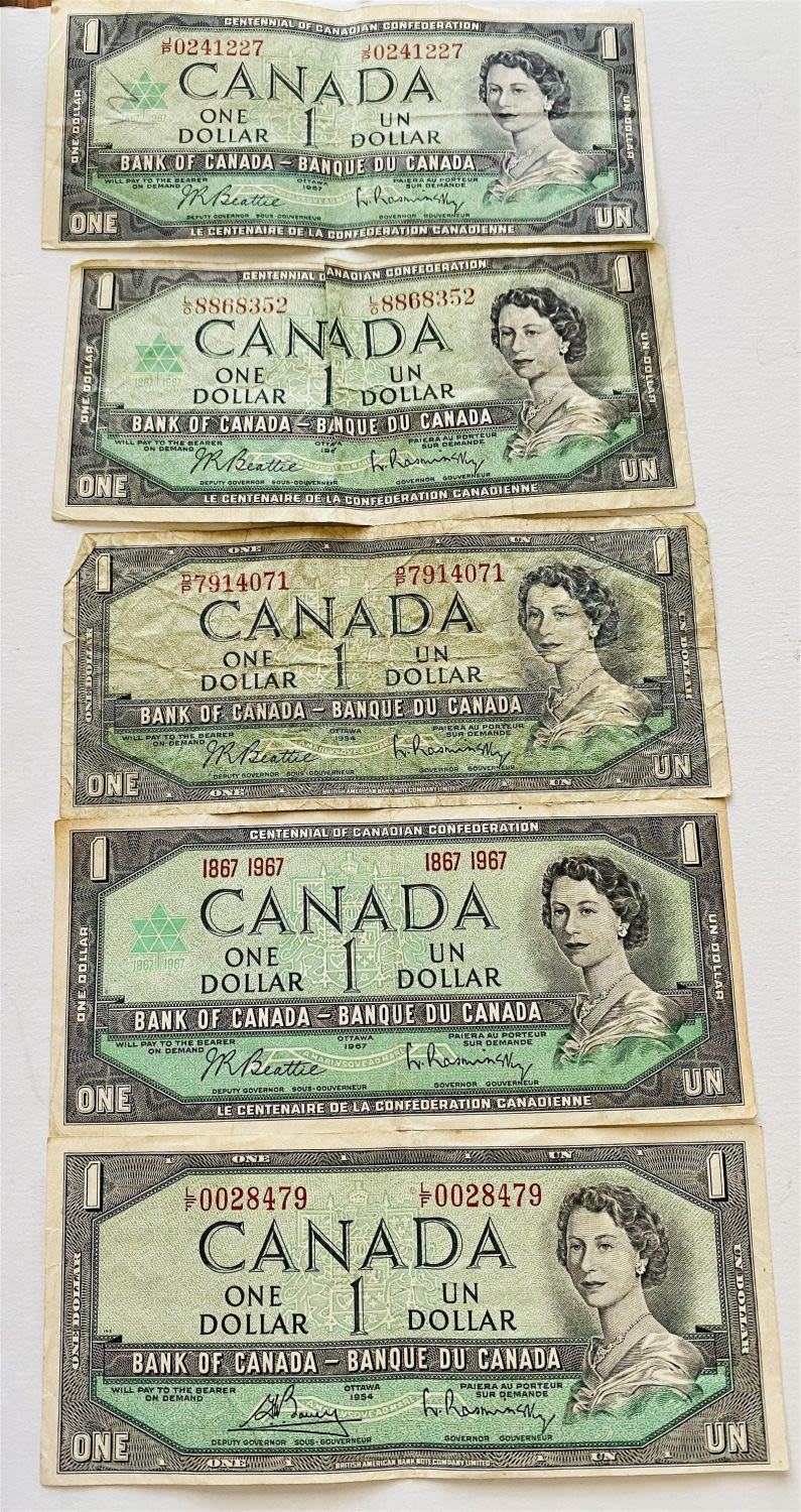 Lot 260: 5 Canadian dollar notes vintage