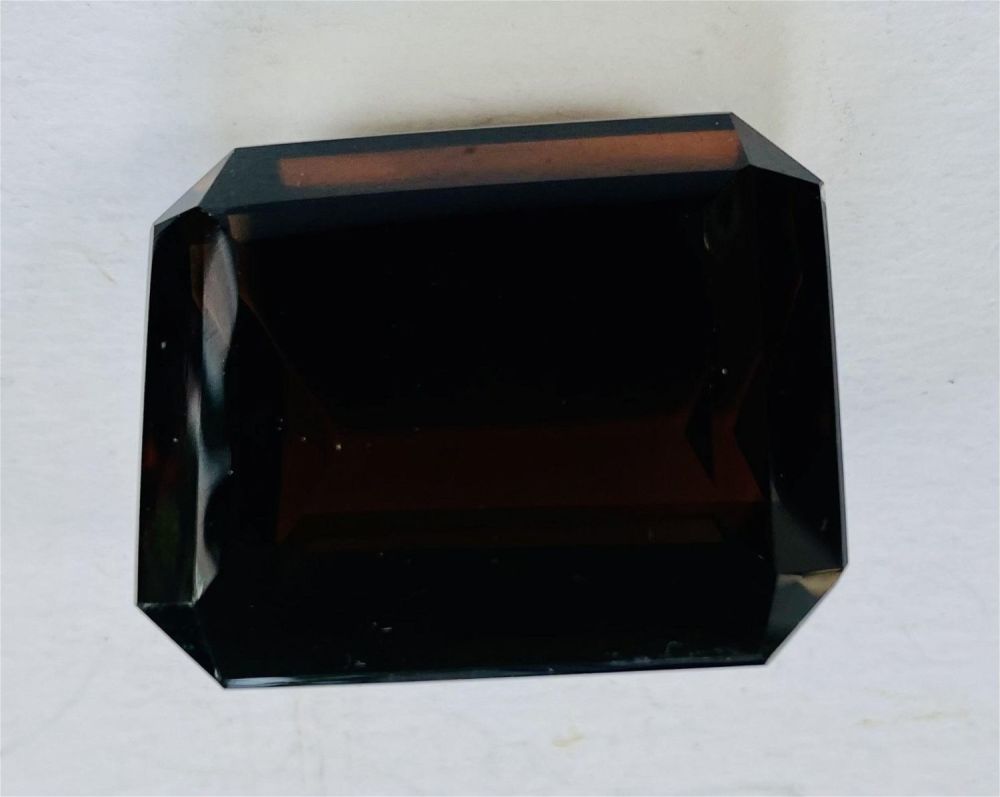Lot 190: Faceted cut smoky quartz gemstone