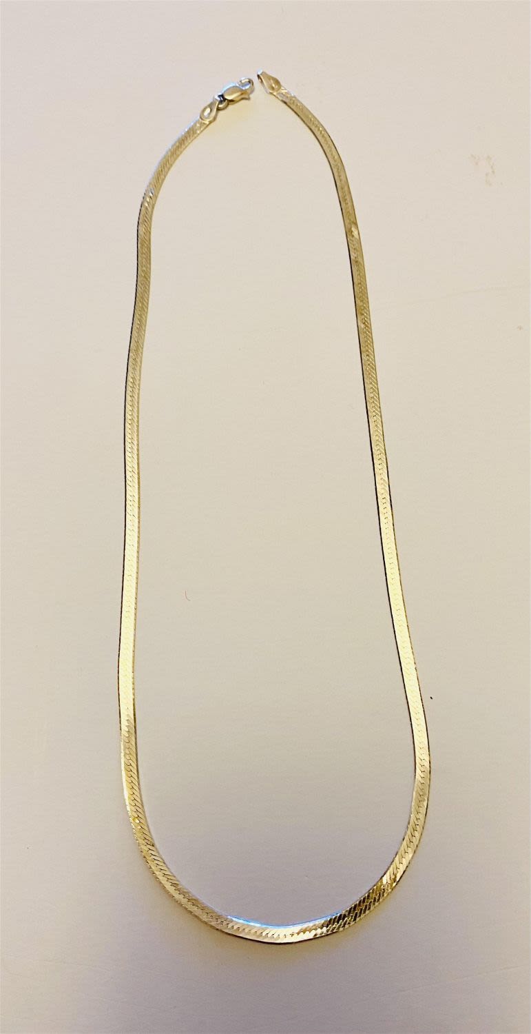 Lot 286: Sterling herringbone chain 18 inch