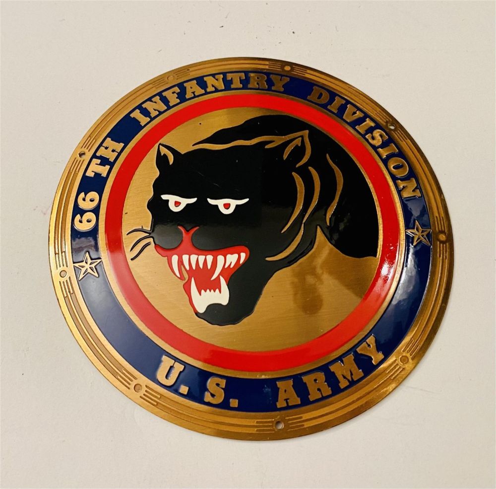 Lot 389: US Army panther door plaque