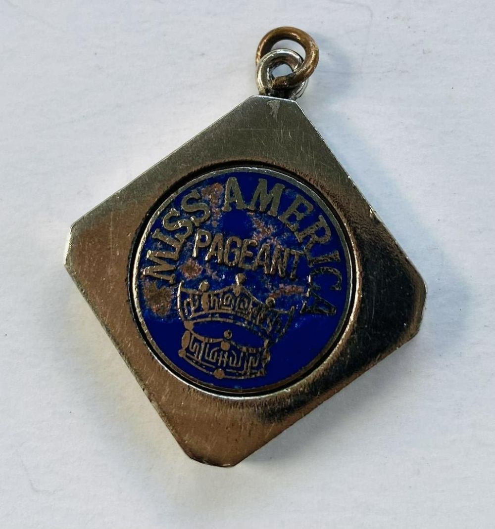 Lot 402: Atlantic City Pageant charm