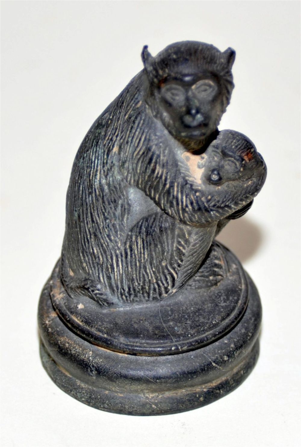 Lot 440: Bronze monkey with baby statue