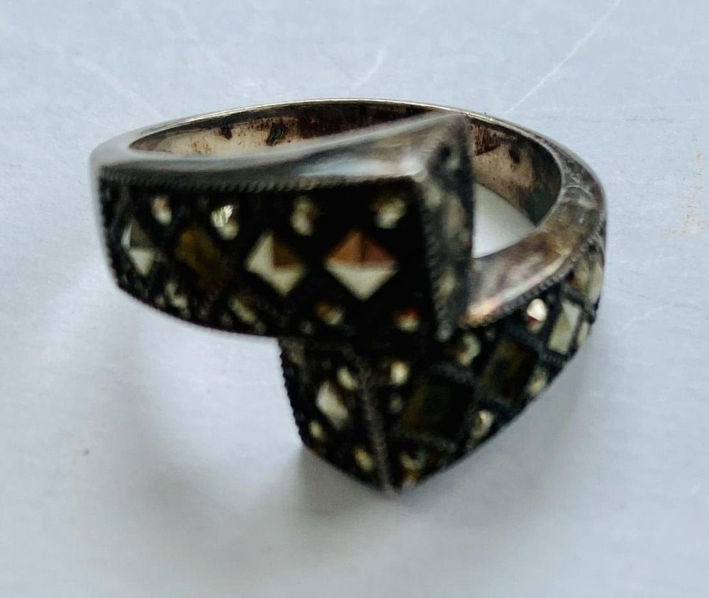 Lot 282: Sterling marcasite ring vintage