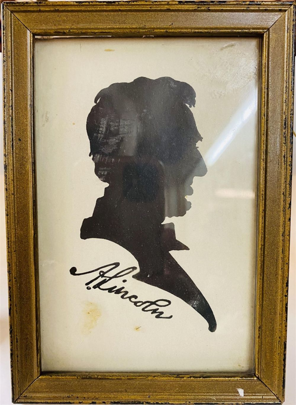 Lot 319: Silhouette Abraham Lincoln framed vintage