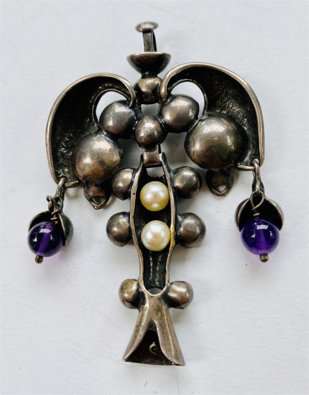 Lot 390: Antique pearl amethyst pendant