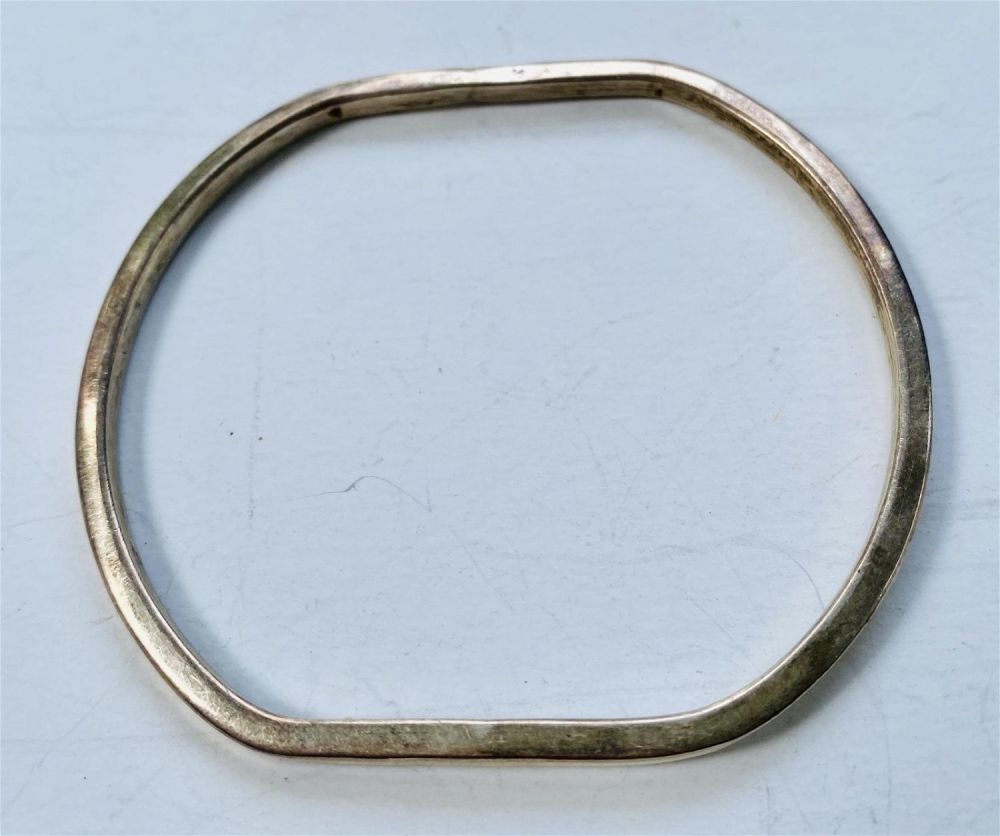 Lot 403: Sterling bangle bracelet oval