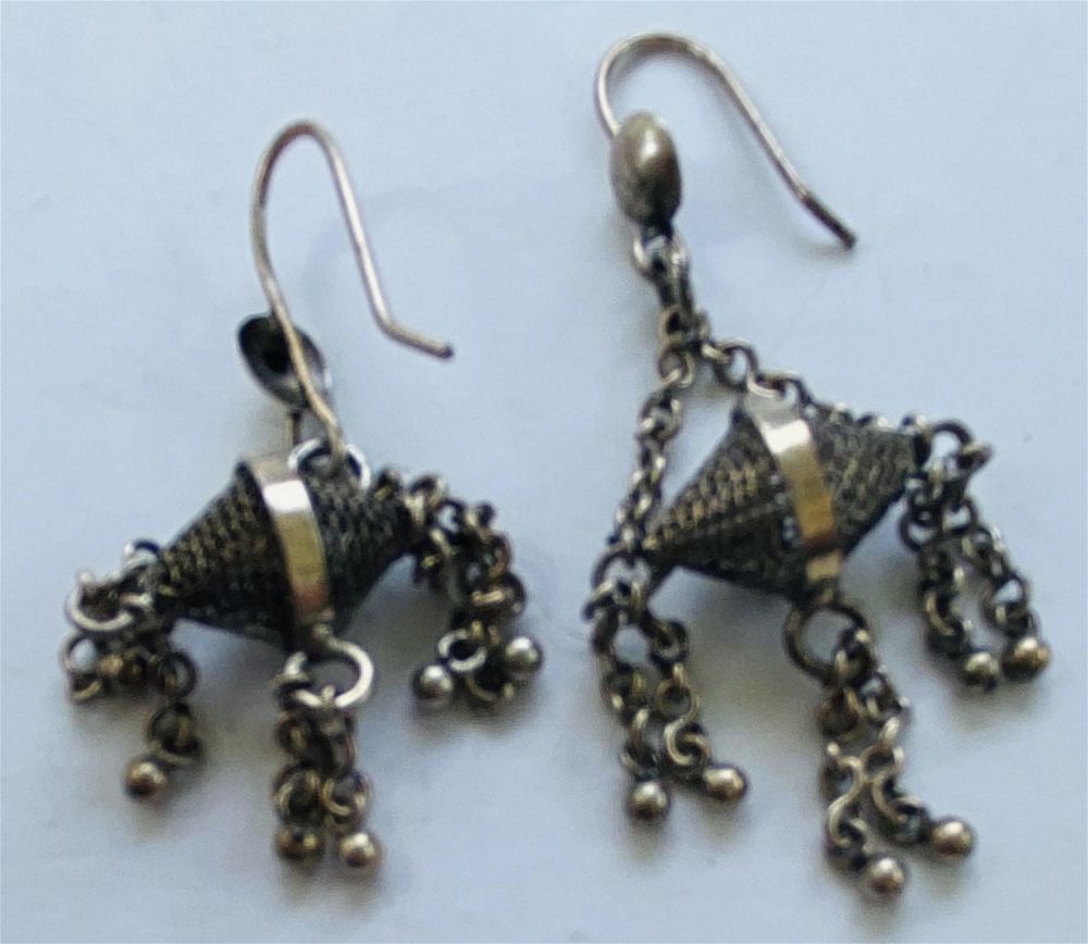 Lot 445: Sterling vintage earrings filigree