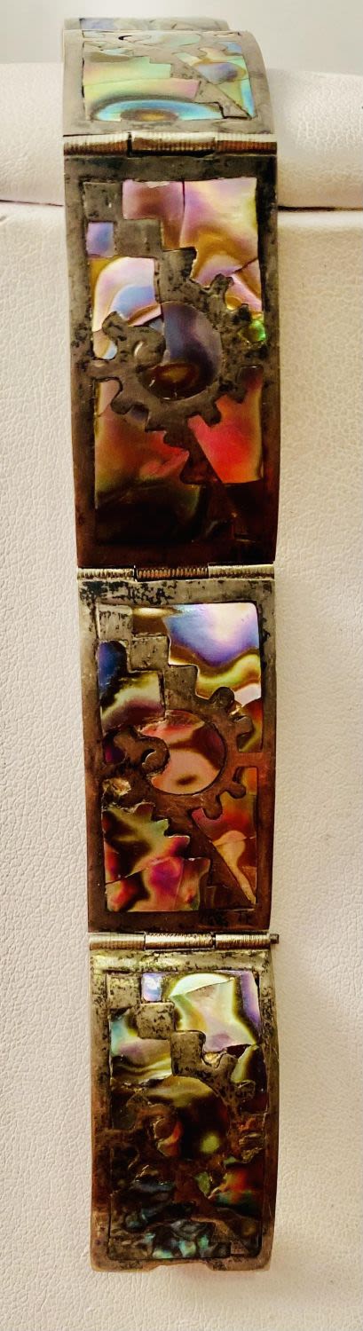 Lot 83: Vintage Mexican Sterling abalone bracelet signed