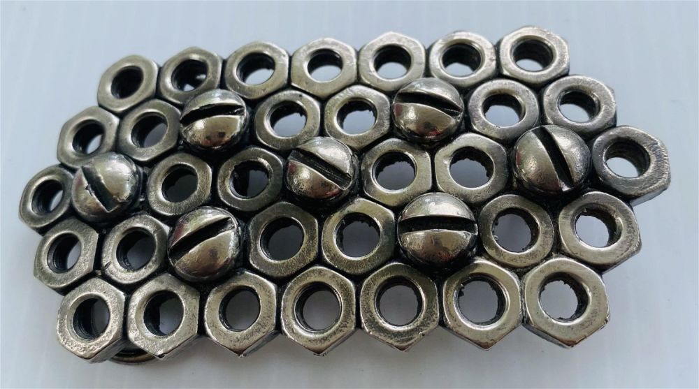 Lot 335: Machinist belt buckle signed MM