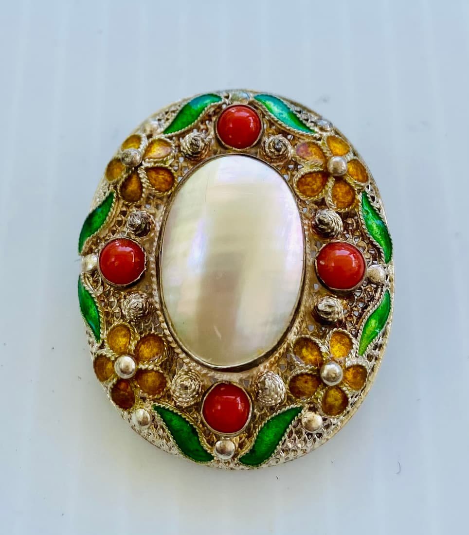 Lot 398: Sterling enamel blister pearl pendant pin