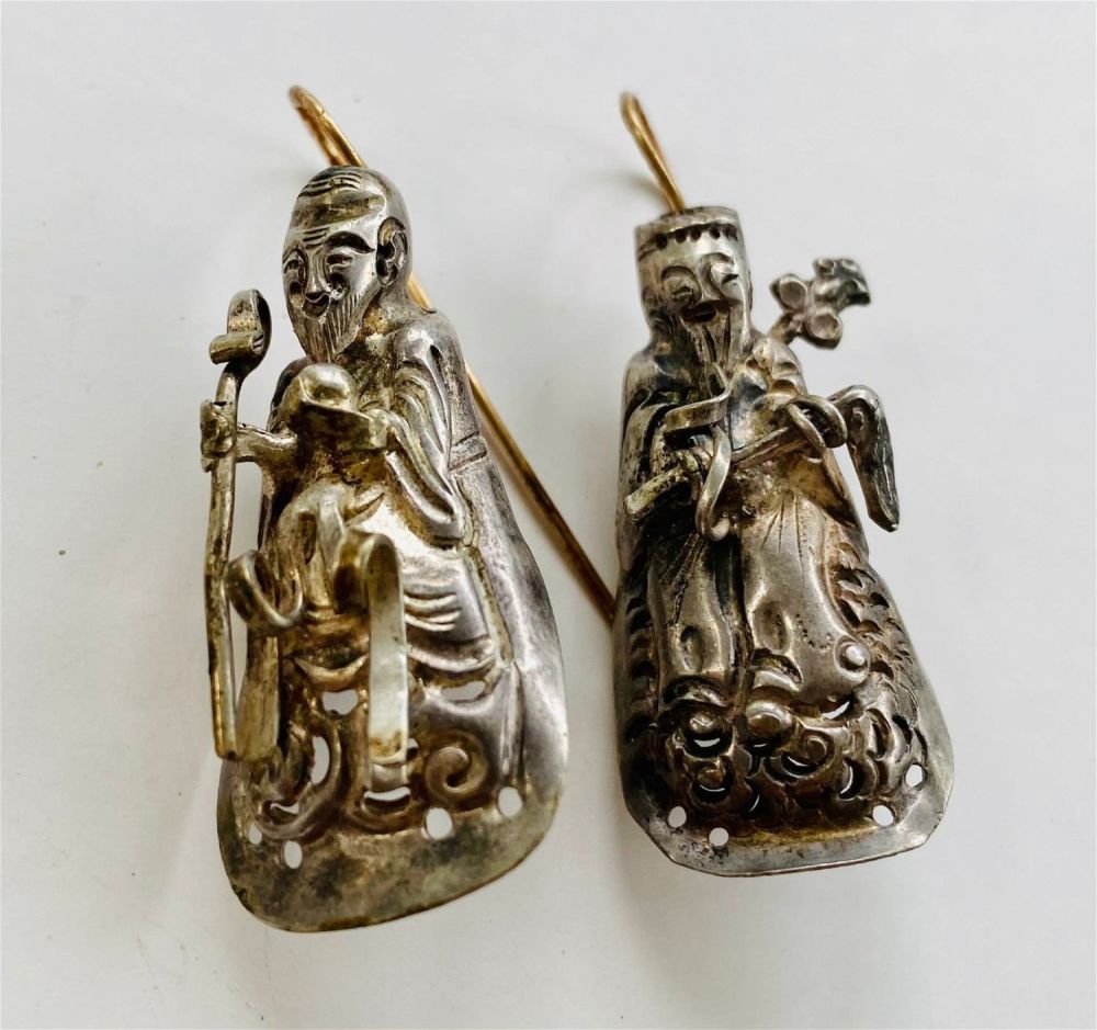 Lot 371: Custom Buddha like figures earrings