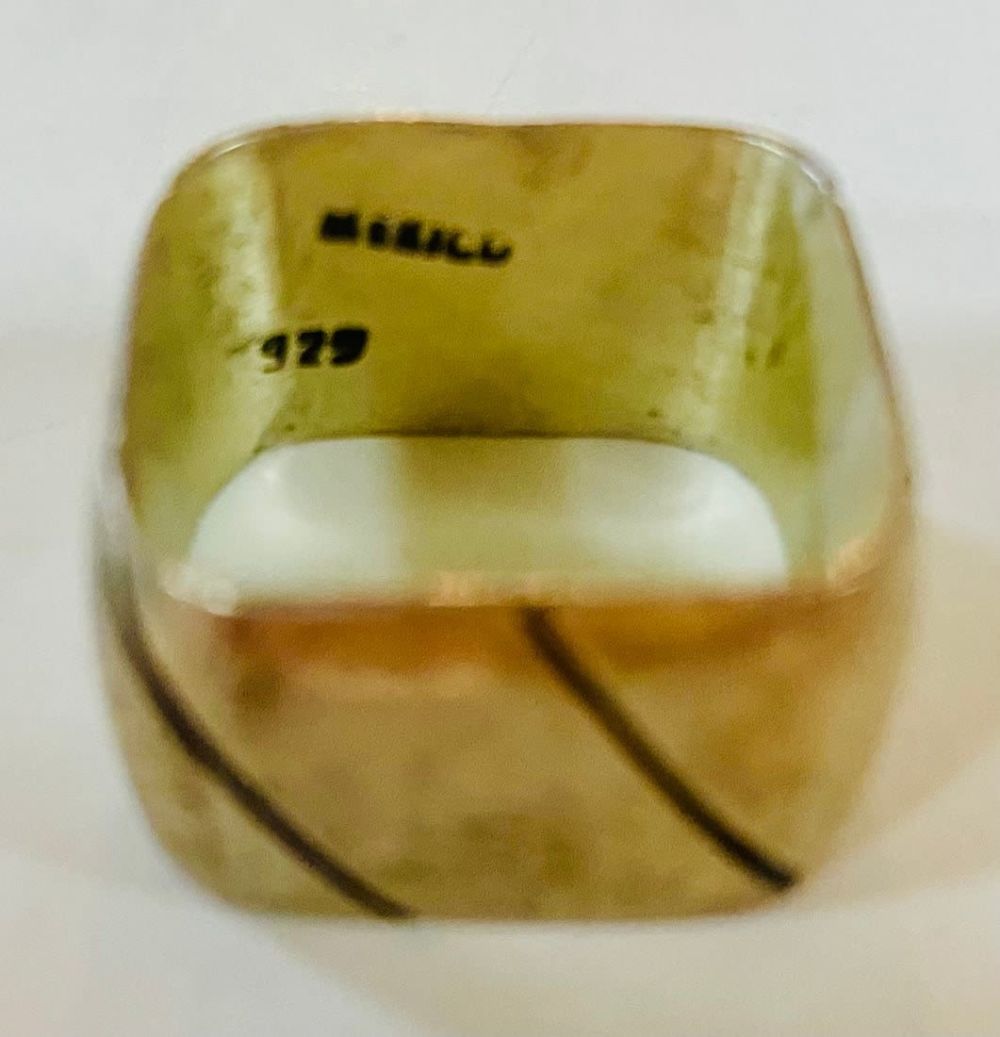 Lot 511: Sterling Mexican vintage ring marked