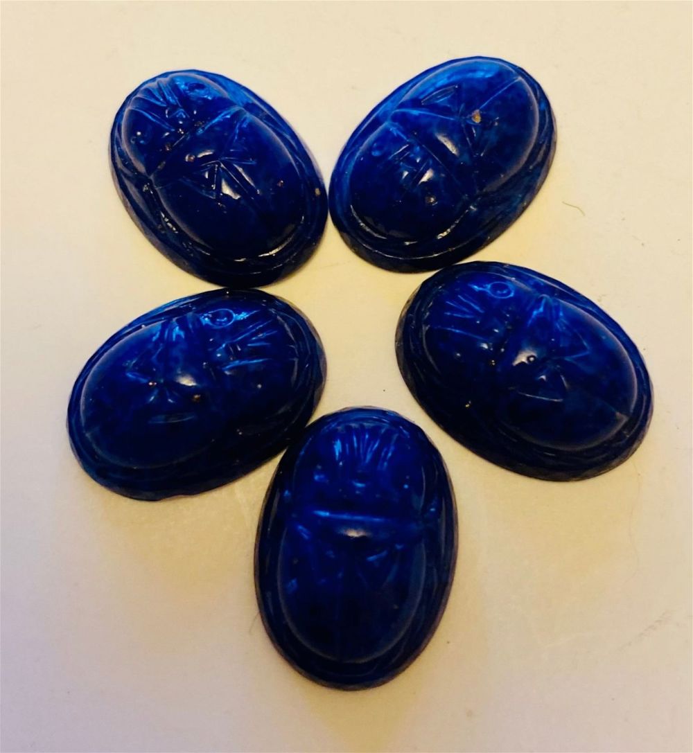 Lot 236: 5 glass oval cobalt blue scarabs