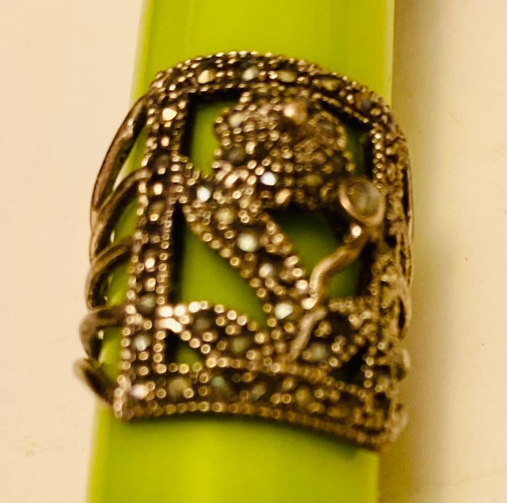 Lot 253: Marcasite sterling ring wide