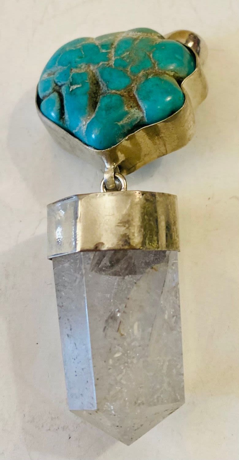 Lot 260: Turquoise nugget quartz pendant