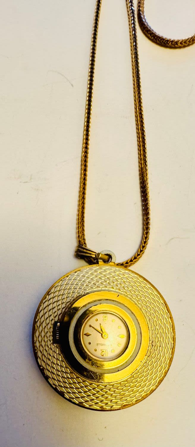 Lot 290: Caravelle skeleton deco watch/chain