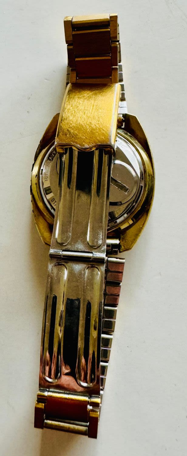 Lot 308: Space View Bulova Accutron wristwatch vintage