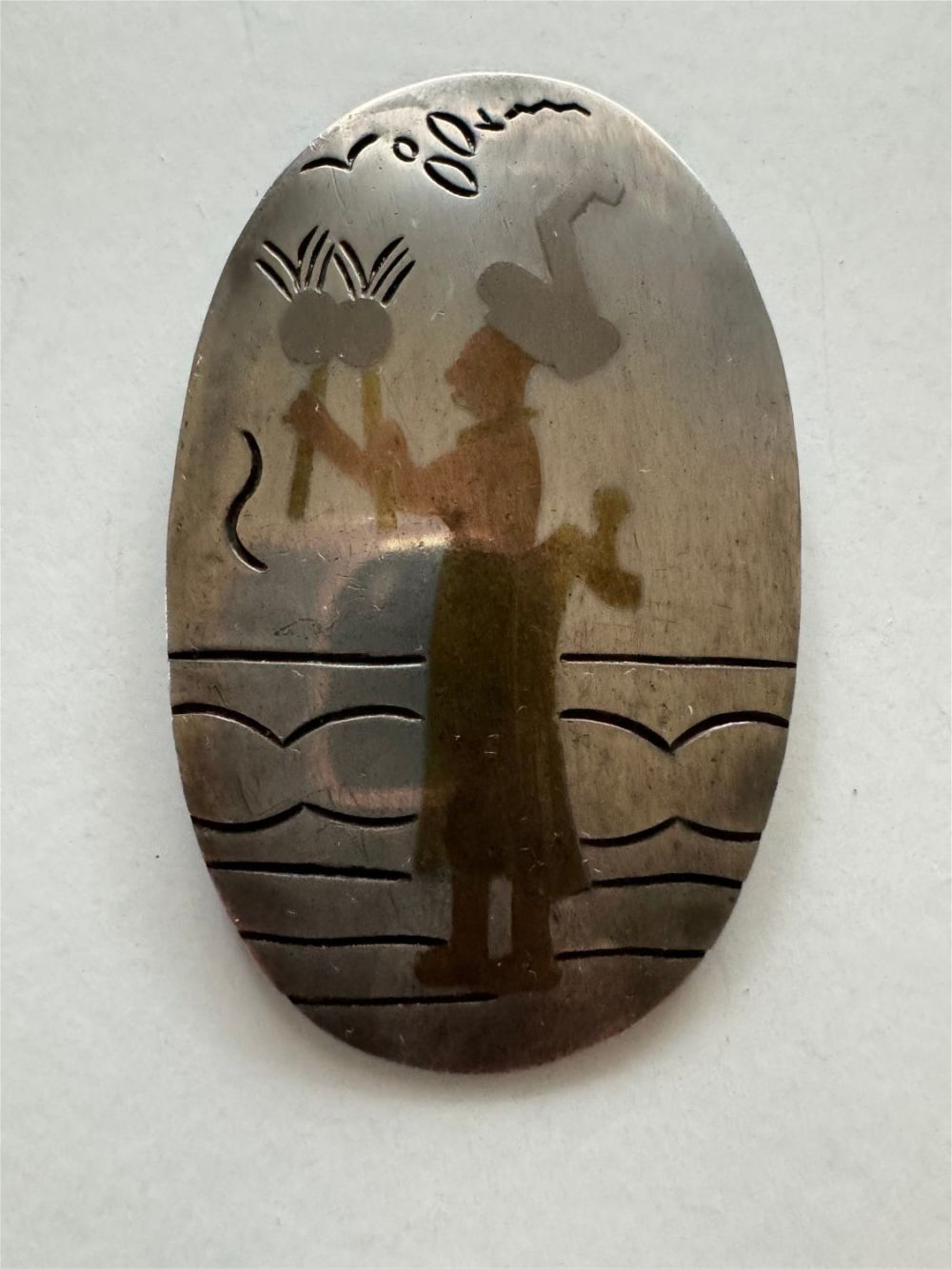 Lot 385: Taxco sterling vintage mid century mixed metal pin