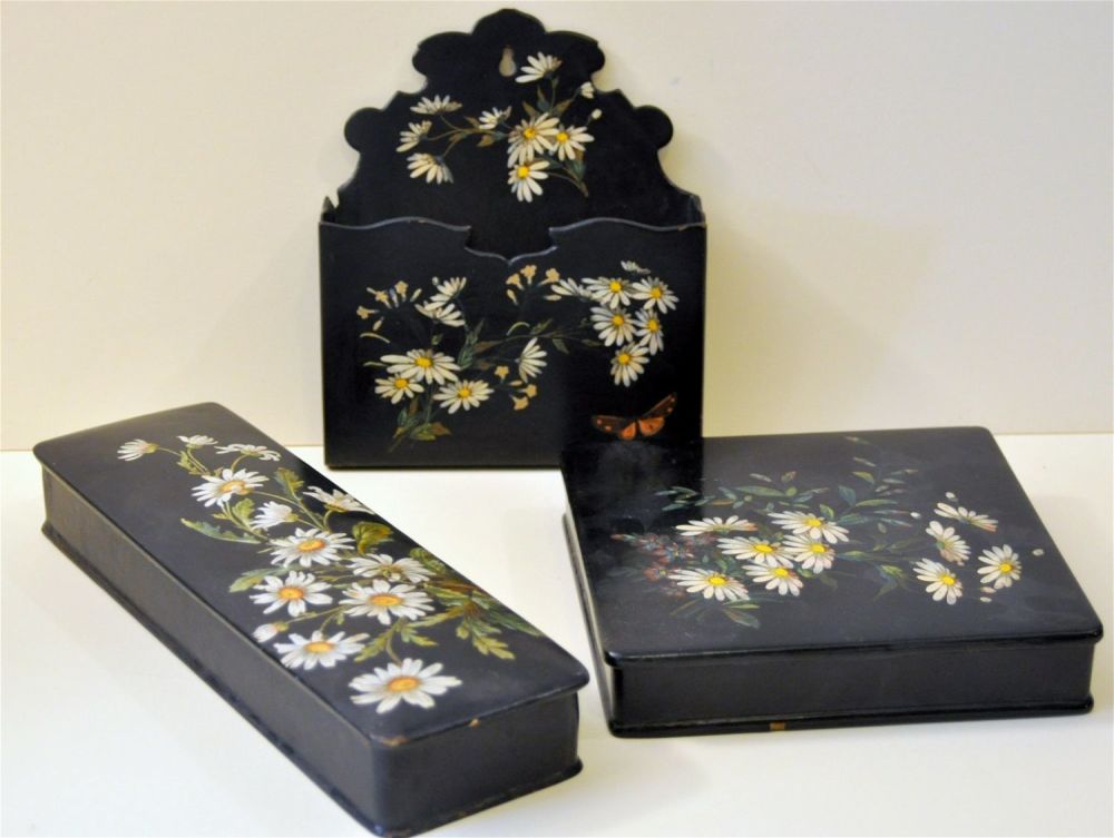 Lot 411: Paper maiche flowered antique box/letter holder plus
