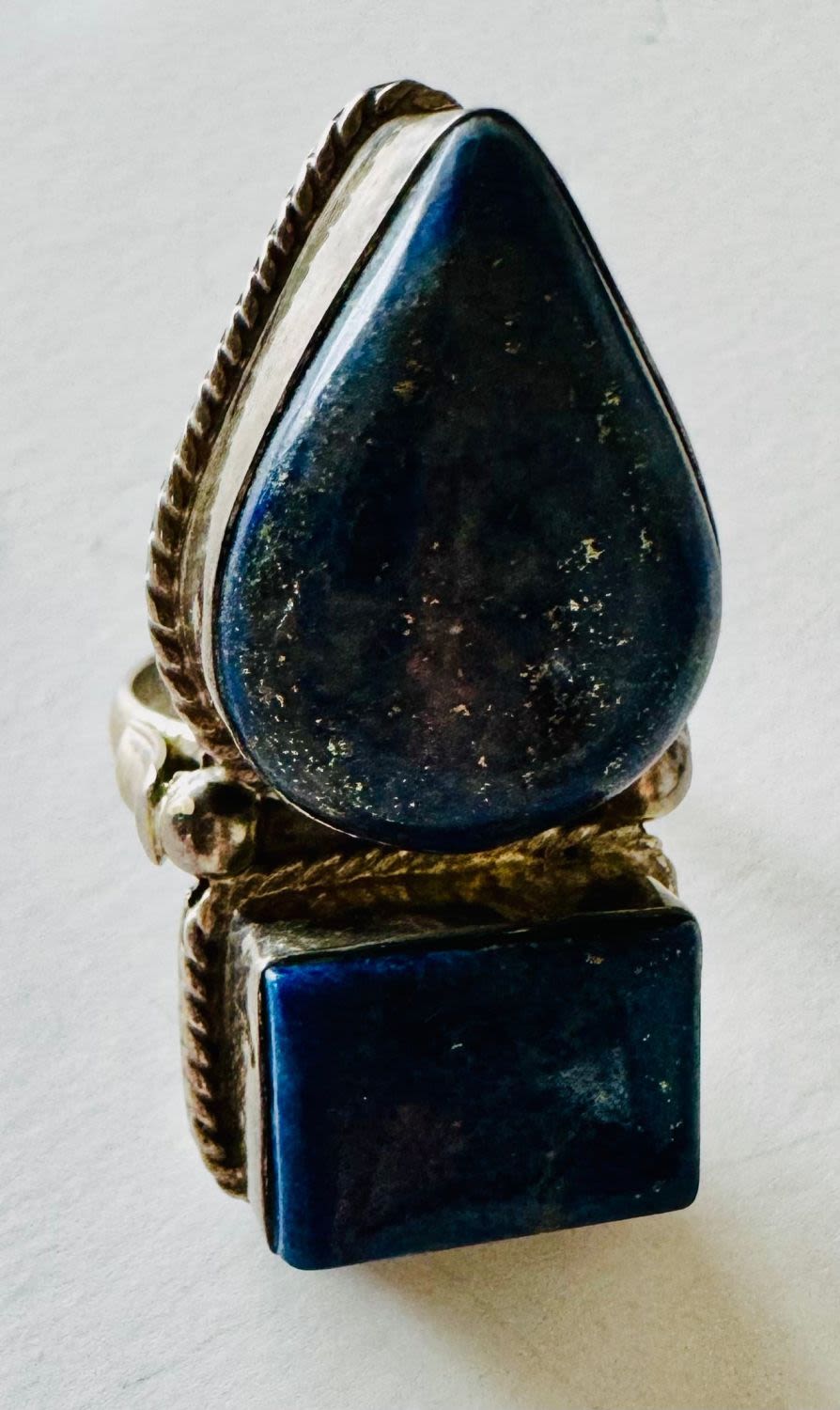 Lot 266: Lapis lazuli sterling ring double cabochon