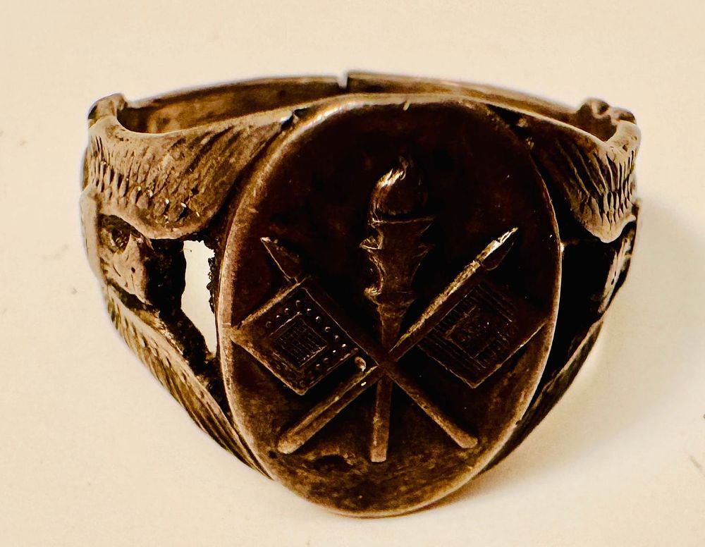 Lot 259: Vintage Army signal corp ring