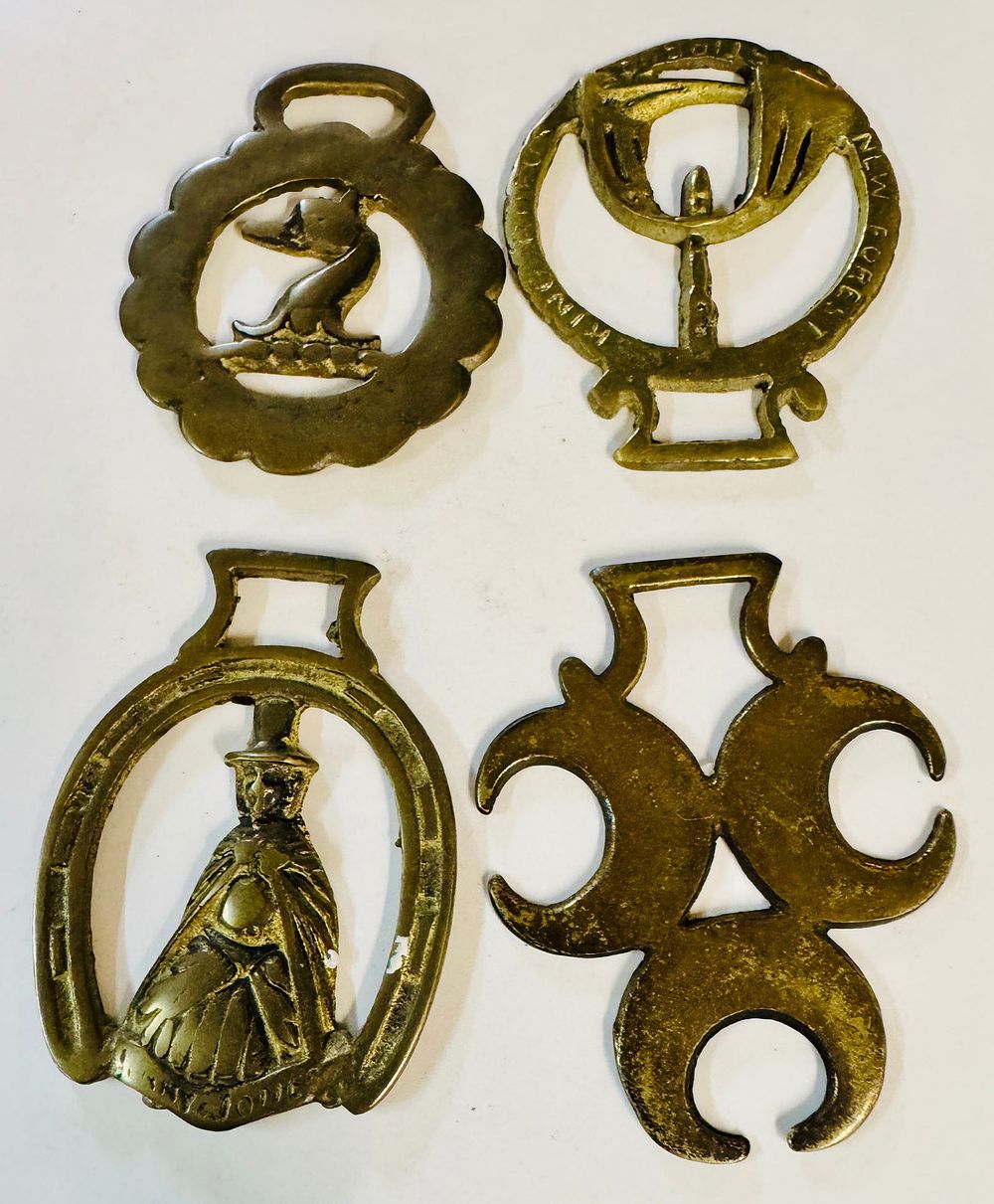 Lot 292: 4 brass horse harness brasses