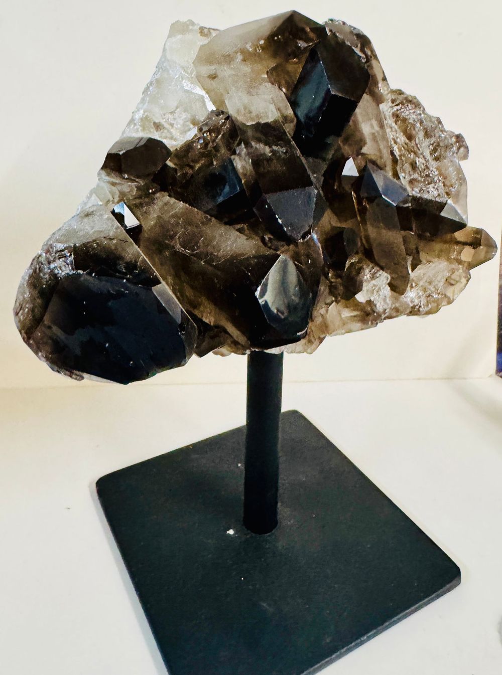 Lot 298: Smoky quartz crystal formation/stand