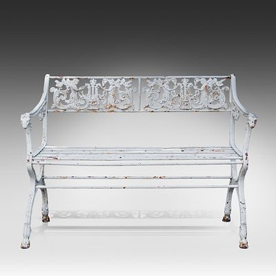 A French white painted cast iron garden bench, 19thC 80 x 114 x 48 cm. (31 1/2 x 44.8 x 18.9 in.). 