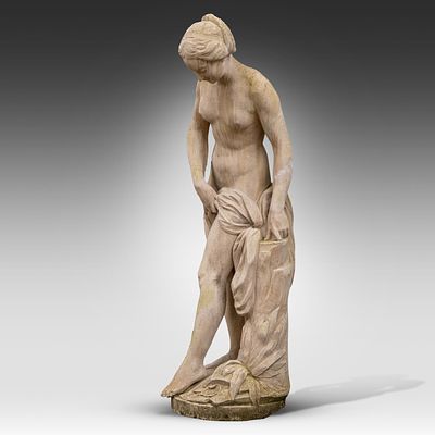 A French stone garden sculpture of Venus 156 x 49 x 63 cm. (61.4 x 19.2 x 24.8 in.). A French 