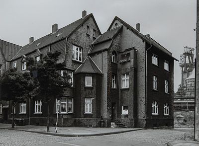 Thomas Struth (1954), 'Hubertusstrasse (Ruckansicht), Duisburg', 1989, gelatin silver print, No 