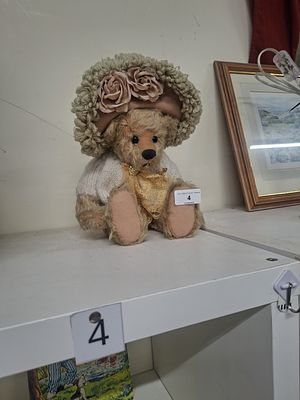 Pandora collectable numbered teddy bear Victorian treasures collection