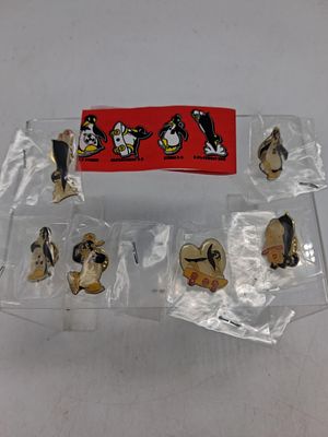 Penguin Biscuits set 2 of 6 badges