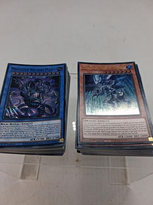 100 Yu-Gi-Oh cards, mint