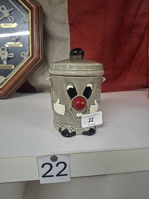 dusty bin money box
