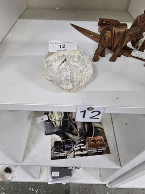 large uncracked open quartz geode