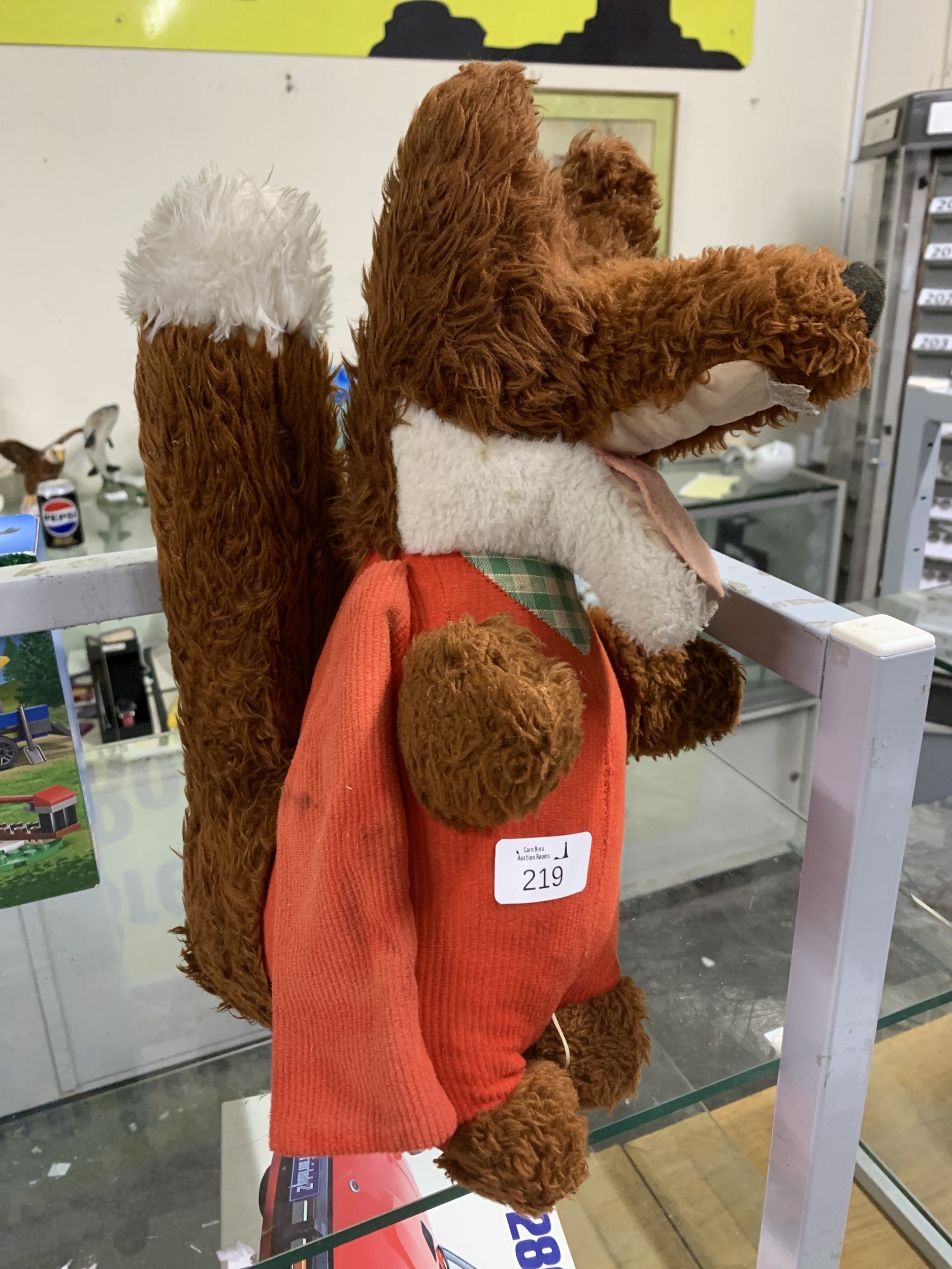 Lot 219