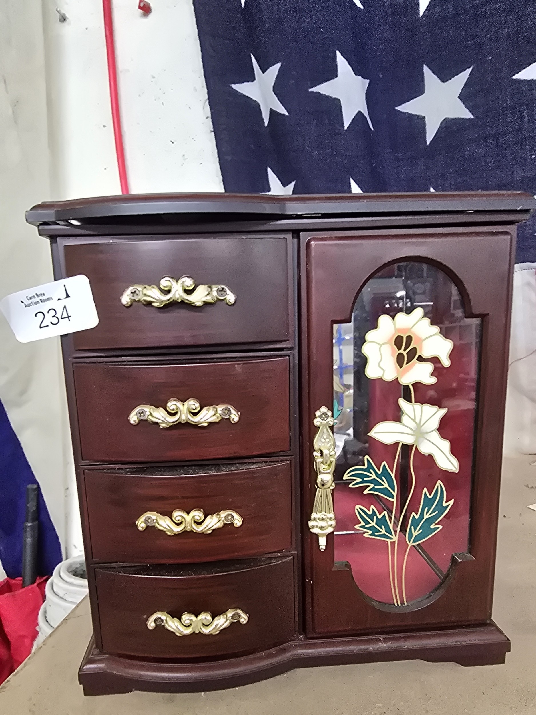 Lot 234