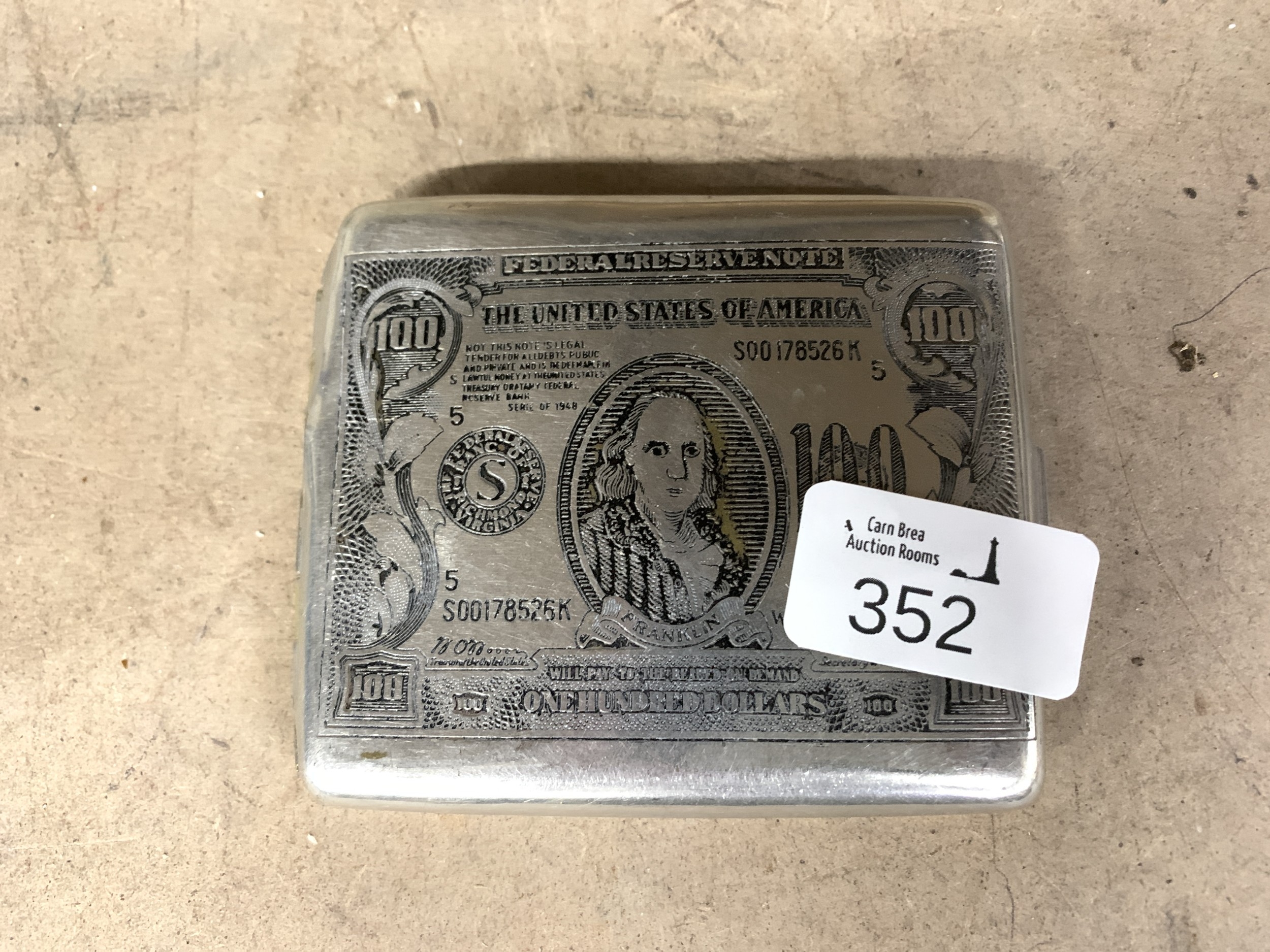 Lot 352