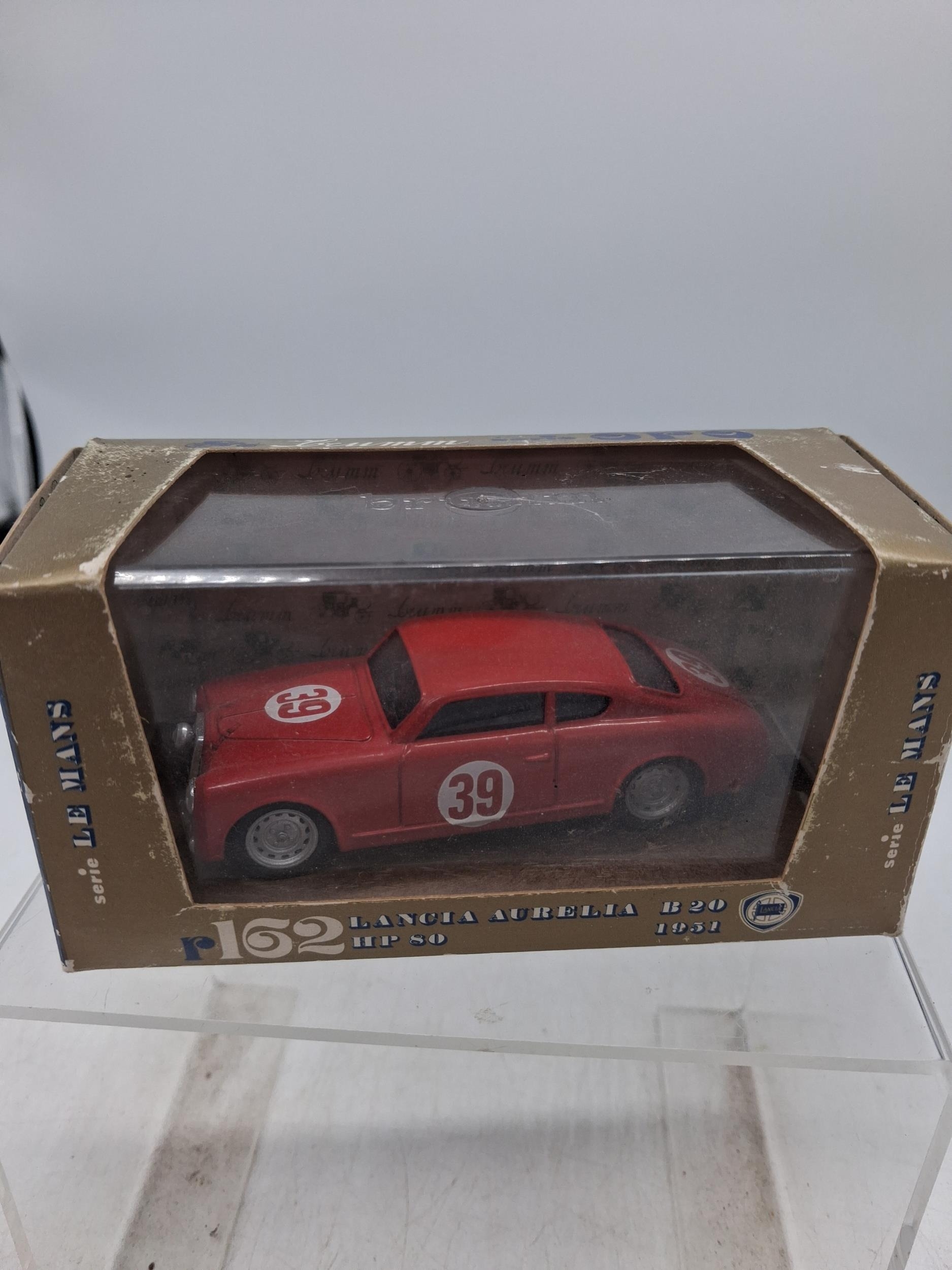 Lot 282