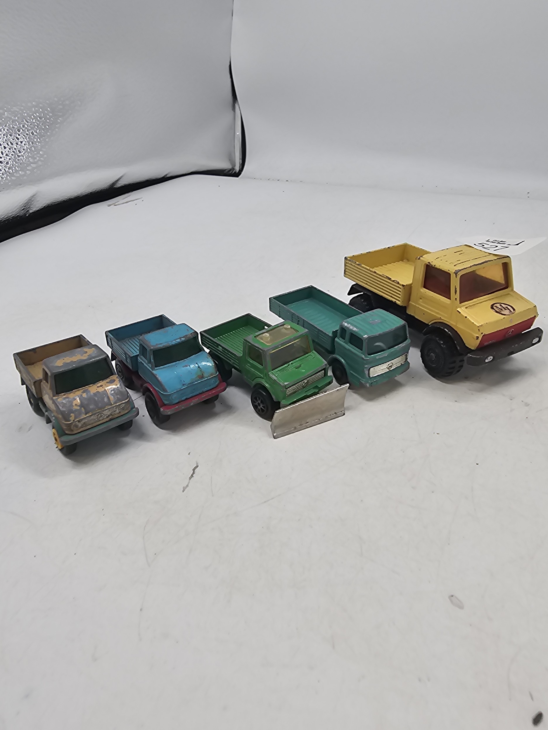 Lot 527