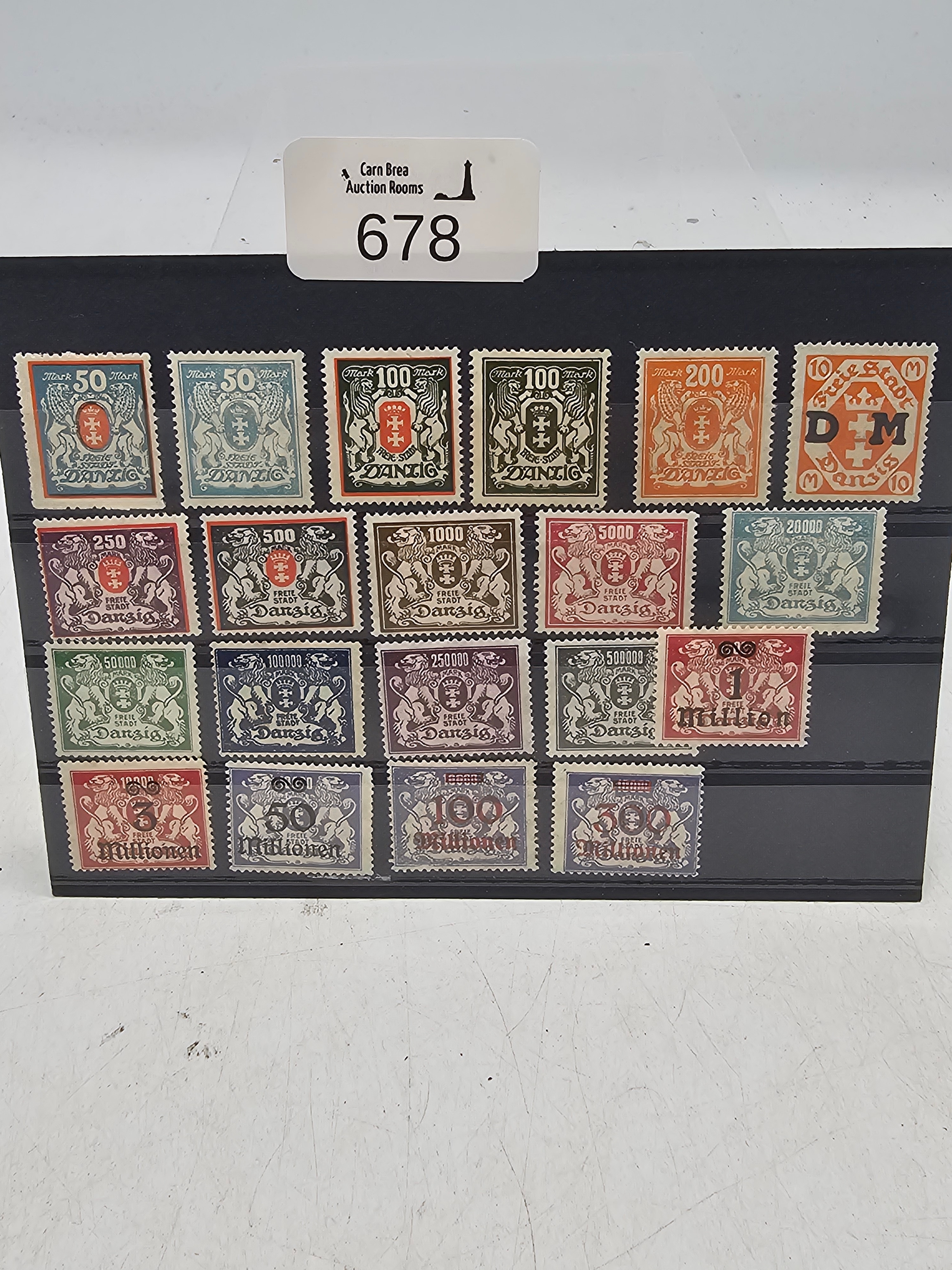 Lot 532