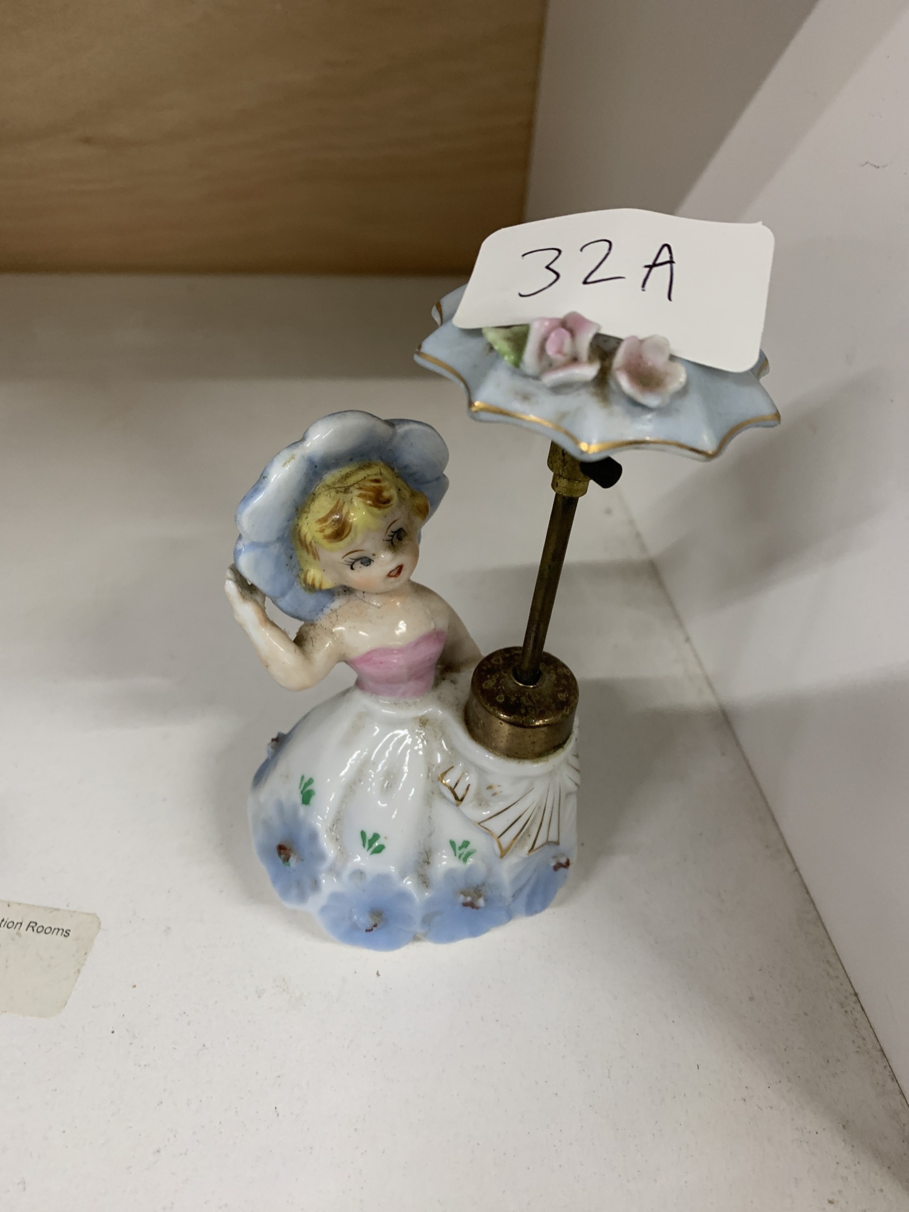 Lot 32a