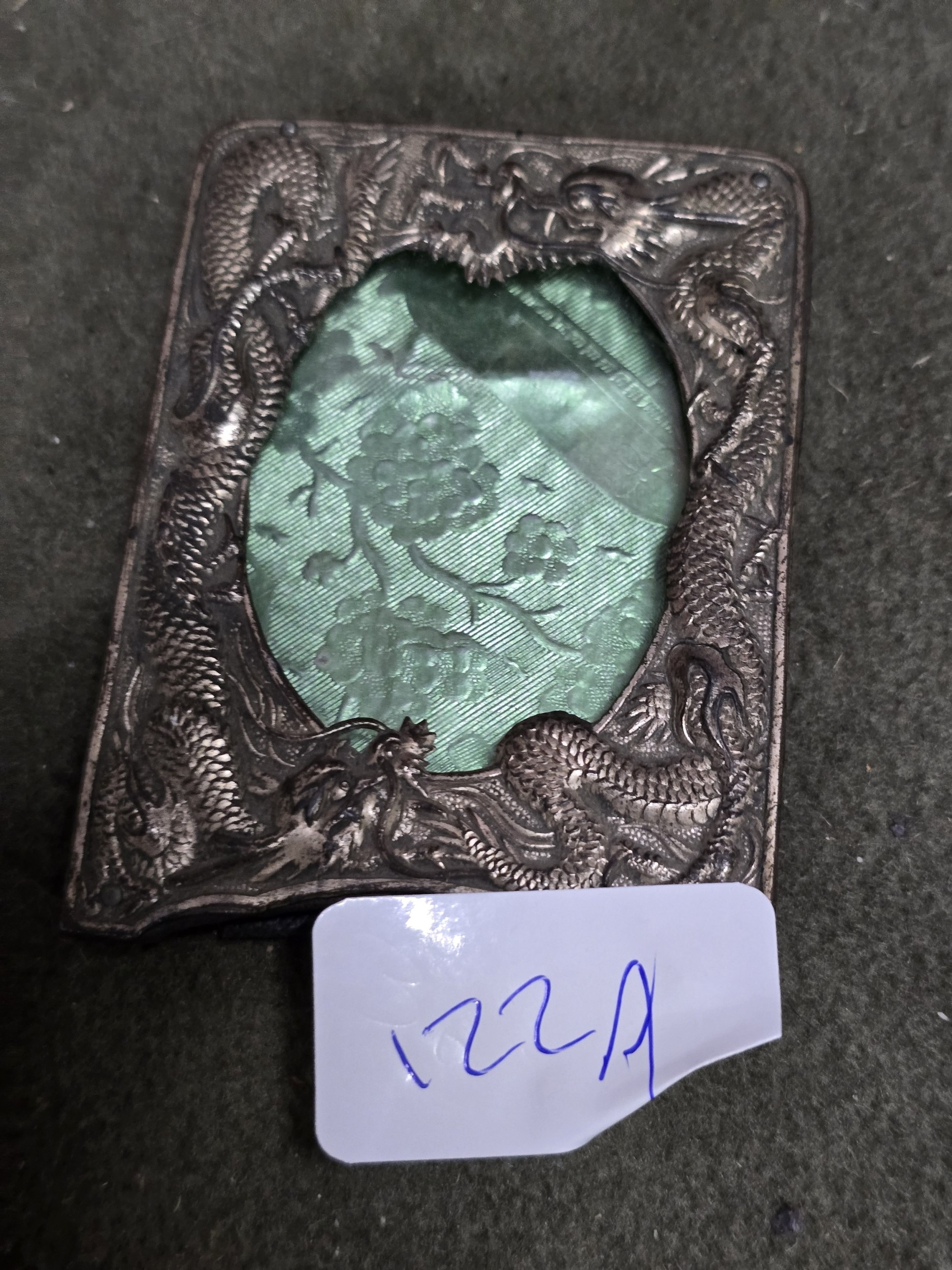 Lot 122a